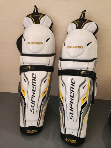 Senior New Bauer Supreme 190 15" Shin Pads