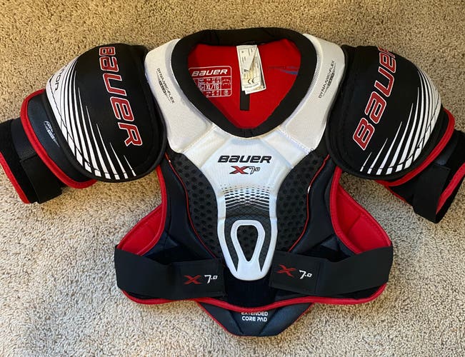 Used XL Bauer Vapor X 7.0 Shoulder Pads