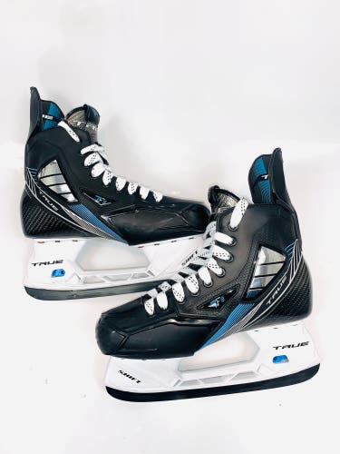 True Regular Width Size 6.5 TF9 Hockey Skates