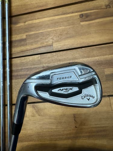 Left handed 2016 callaway apex pro irons 5-pw