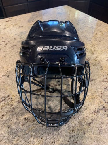 Used Small Bauer  Re-Akt Helmet senior small navy