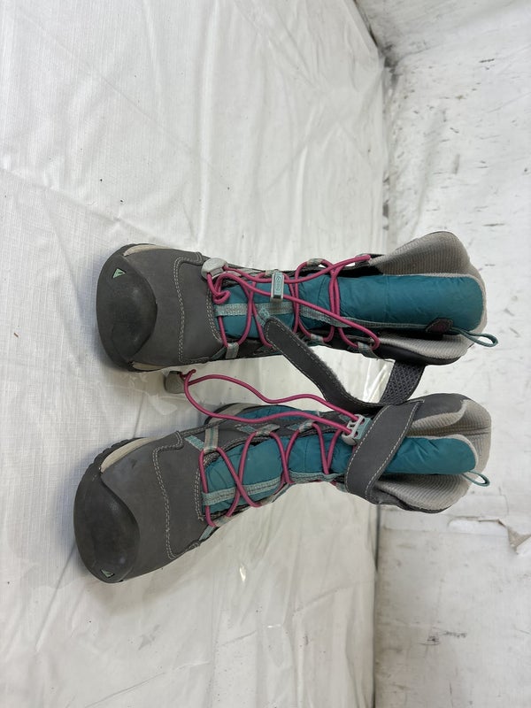 Used Keen Youth 13.0 Snow Boots