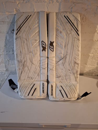 Used 29" Brian's GNETik X5 Goalie Leg Pads