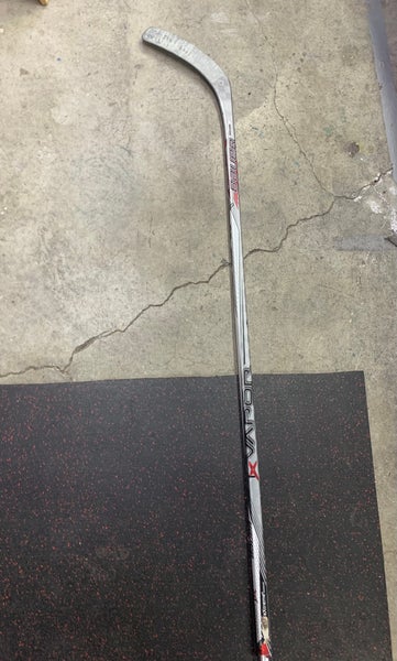 Senior Right Handed P02 Vapor 1X Hockey Stick