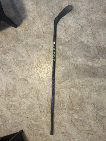Senior Right Handed P29 RibCor Trigger 8 Pro Hockey Stick