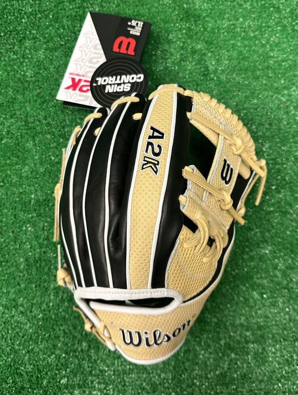 2022 Wilson A2K SC1787 11.75 Infield Spin Control Baseball Glove