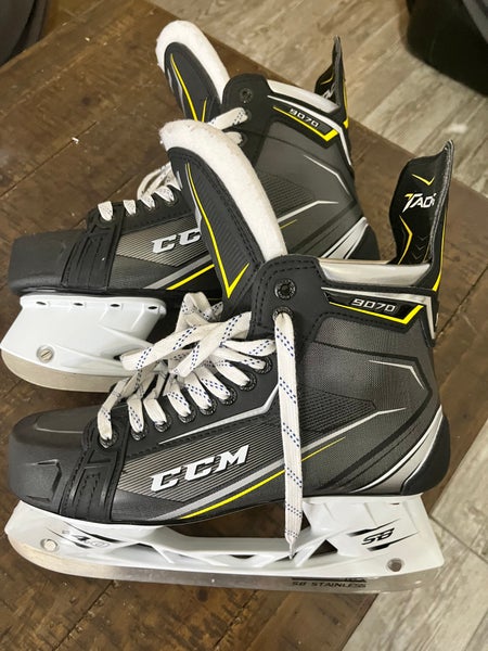 Senior Used CCM Tacks Hockey Skates Regular Width Size 10