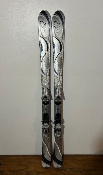 K2 t:nine True Luv Womens Downhill Skis 156 cm Marker Bindings