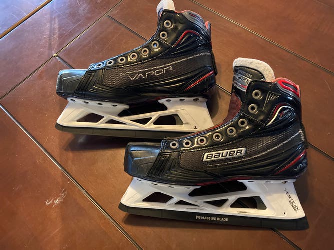 Bauer Vapor X900 Hockey Goalie Skates Size 5.5
