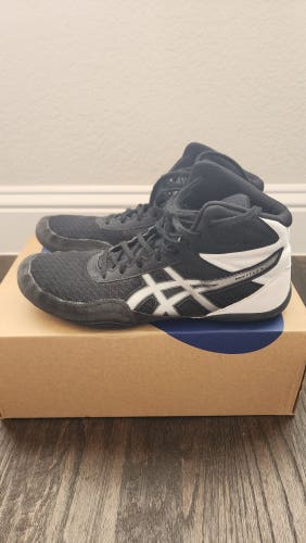 Used Asics Matflex 6 Wrestling Shoes Men's 9.5 Black/White