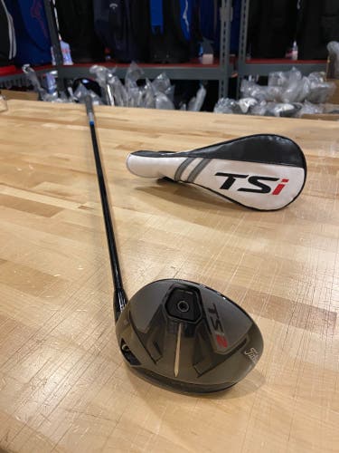 Men's Used 2021 Titleist Right Handed TSi2 Fairway Wood Regular Flex 3 Wood