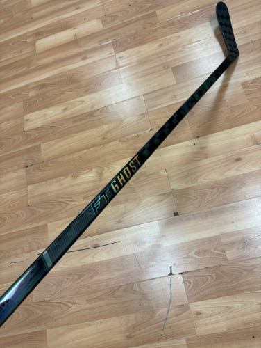 Senior Left Hand P28 FT Ghost Hockey Stick