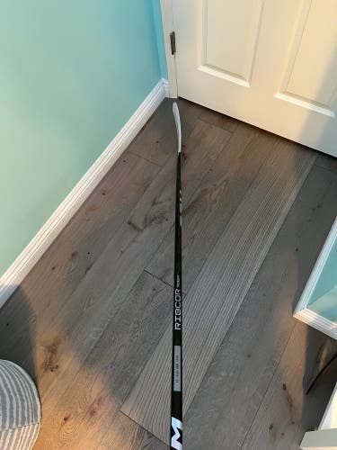 Used CCM Ribcore Trigger 7 Pro 75 Flex P29 Right Handed Hockey Stick