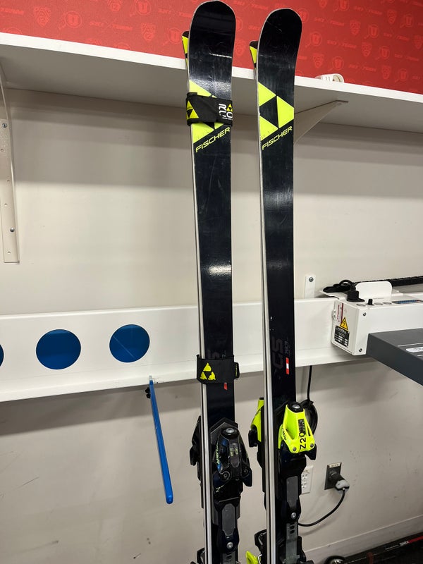 Two Pair Men's 2020 RC4 World Cup GS Skis