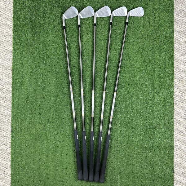 PXG 0211 ST 3X Forged Iron Set 6-PW Aerotech Steelfiber F4