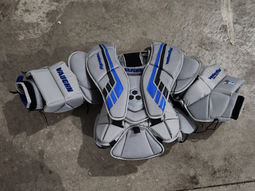 New Small Vaughn Velocity VE8 Int Goalie Chest Protector
