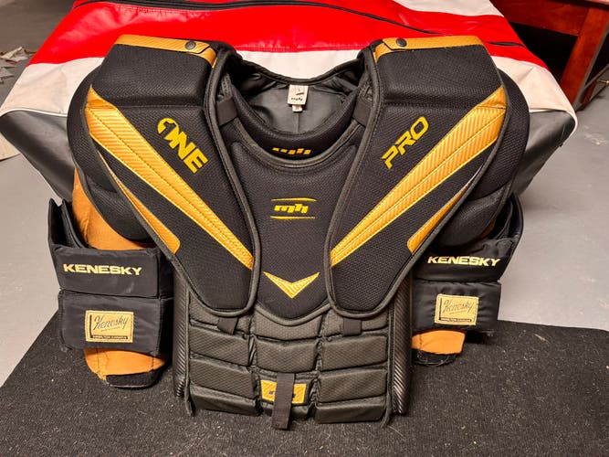 Mark Hockey Pro One Chest Protector (Beefed Up) w/ Kenesky Arms Both Size Large