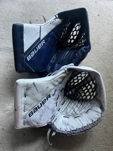 Used Bauer Regular white Mach glove