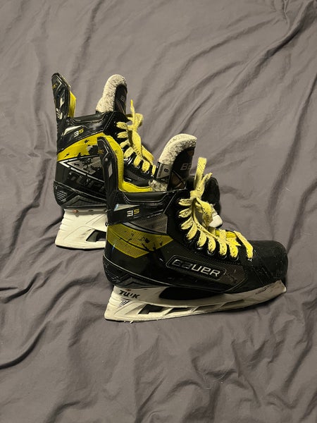 BAUER SUPREME 3S ICE HOCKEY SKATES _ SIZE 8; FIT 1