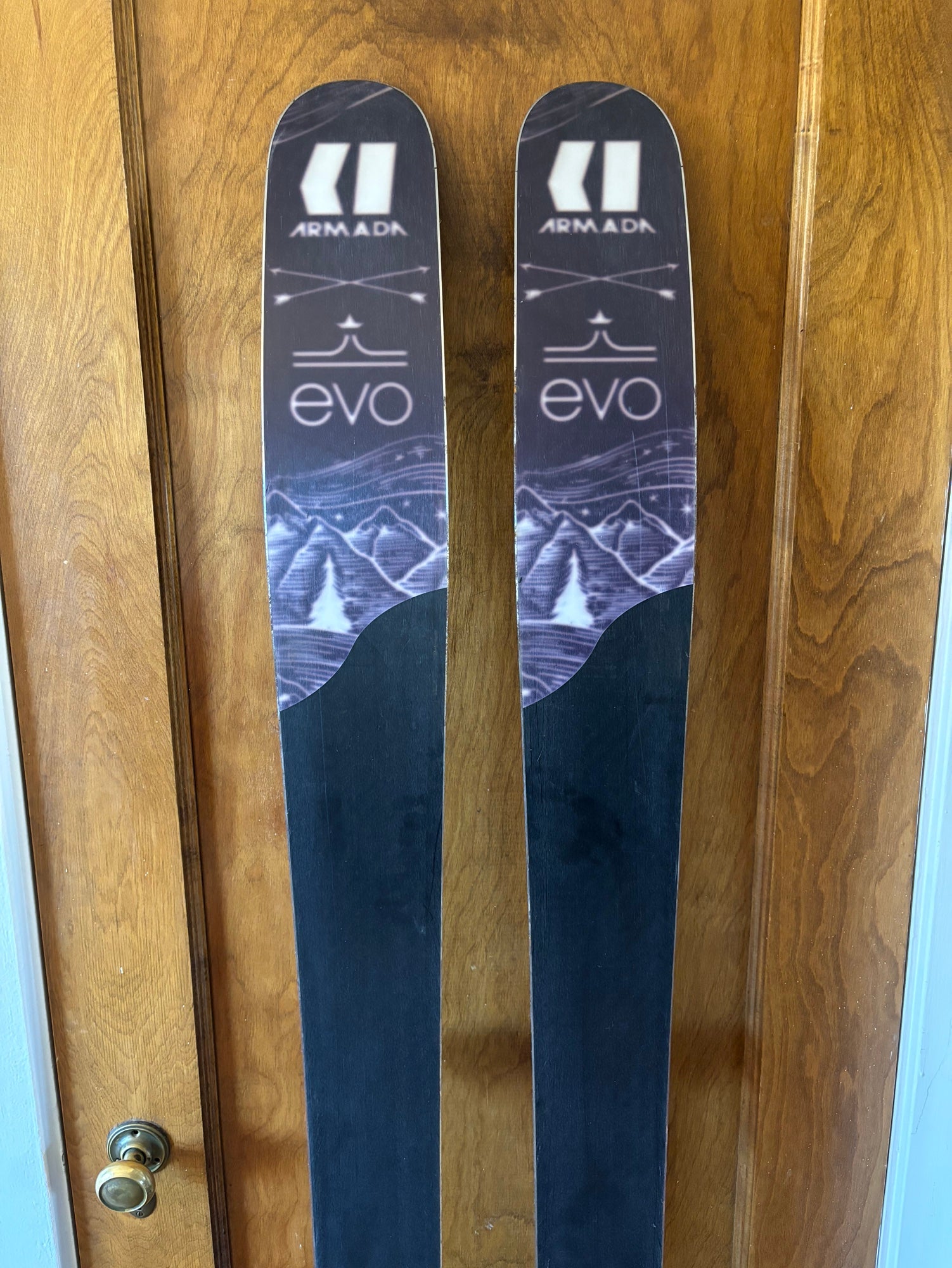 Armada TST evoAIR 183cm with Marker Jester Bindings