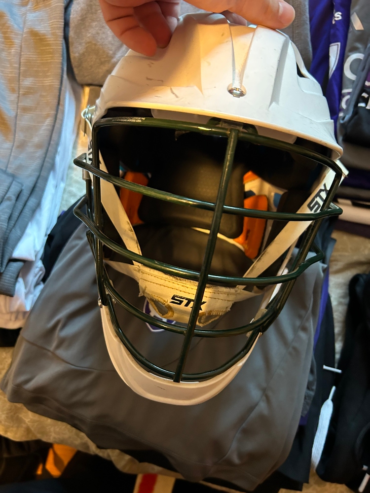 Schutt lacrosse stallion helmet