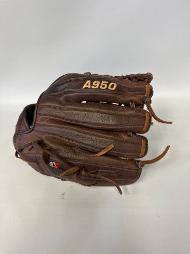 Used Left Hand Throw 11.75" A950 Baseball Glove