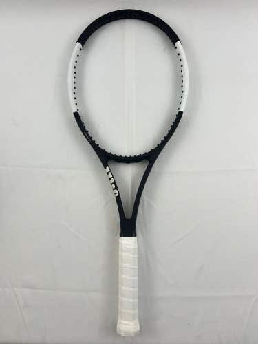 Wilson Pro Staff 97 Countervail V12 Tuxedo, 4 1/2 Excellent 9/10
