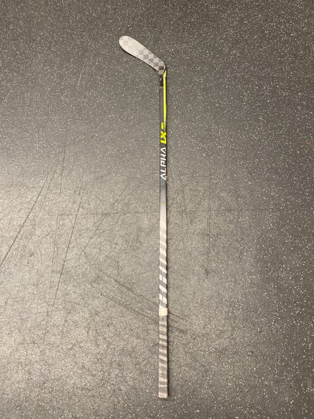 Gently Used Senior Left Hand P28 Alpha LX Pro Hockey Stick
