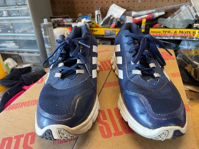 Blue Unisex Used Size 9.5 (Women's 10.5) Adidas Turf Baseball Shoes