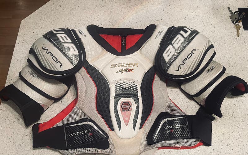 Bauer Vapor APX pro shoulder pads size M+ Pro Stack