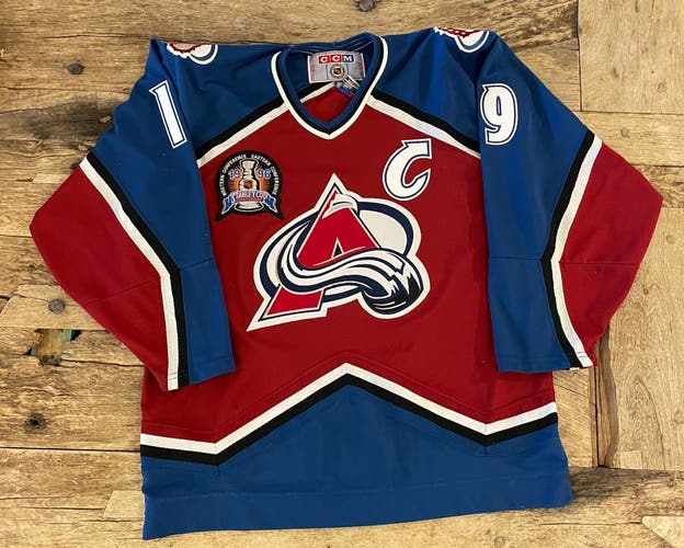#19 Joe Sakic 1996 Stanley cup vintage Colorado Avalanche CCM Jersey L
