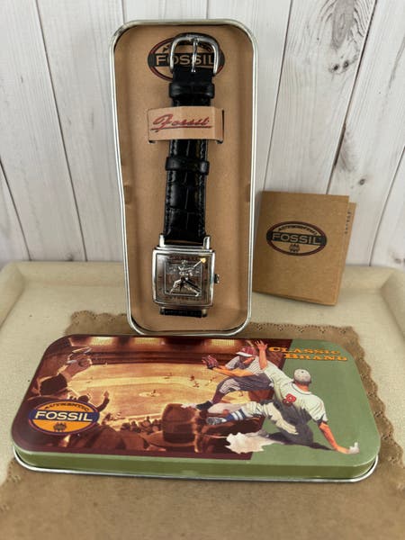 Vintage Fossil Watch with case Fossil Surfer Watch Surf Classics Collectible in Surf Board  main image 2