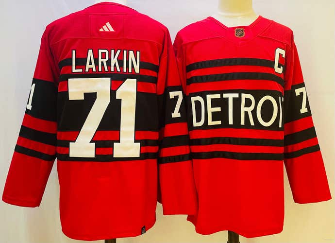 Dylan Larkin Detroit Red Wings Jersey for Ice Hockey Vintage Size 52