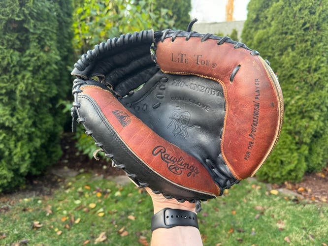 Rawlings Heart of the Hide 32.5” Catcher’s Mitt PRO-CM20BT