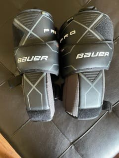 Bauer Pro - Goalie Knee Pads - Size Large
