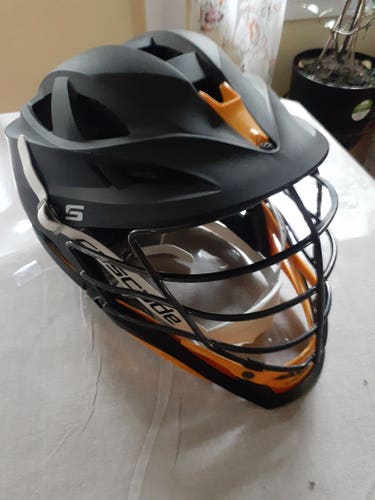 Used Player's Cascade S Helmet