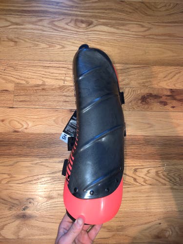 SHRED. Carbon Shin Guards