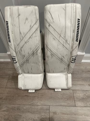 31" Warrior  Ritual G6 E+ Goalie Leg Pads