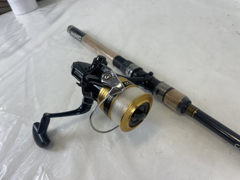 Used Daiwa D Shock F702m 7'0 Fishing Spinning Rod & Reel Combo