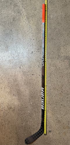 Senior Right Handed 82 Flex P90T “Benn” Vapor Hyperlite Hockey Stick