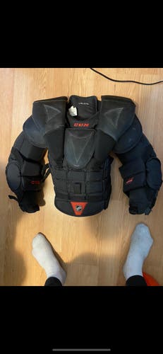 New Large/Extra Large CCM AB500 Goalie Chest Protector