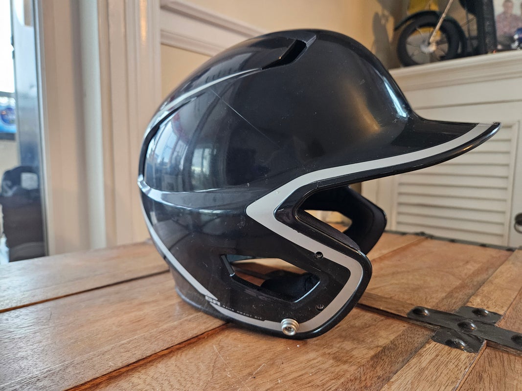 Used Easton Z5 2.0 Baseball Batting Helmet (7 1/8-7 1/2))