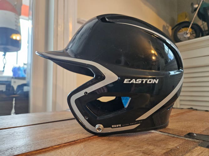 Used Easton Z5 2.0 Baseball Batting Helmet (7 1/8-7 1/2))