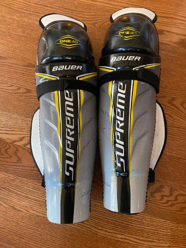 Used Bauer 16"  Supreme One40 Shin Pads