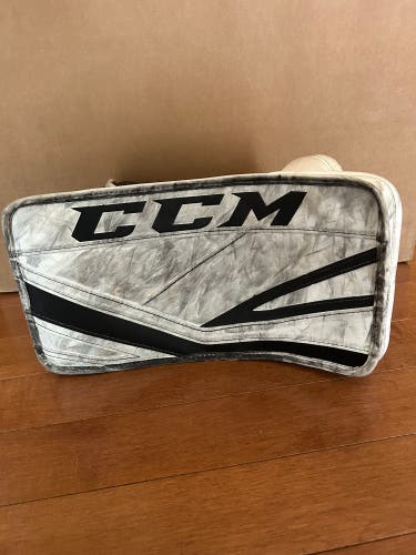 CCM Premier II Pro Blocker
