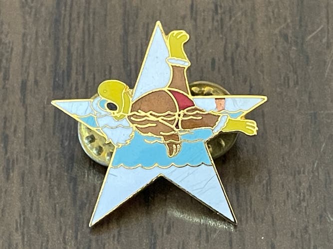USA Synchronized Swimming Sam the Eagle 1984 OLYMPIC GAMES VINTAGE Lapel Hat Pin