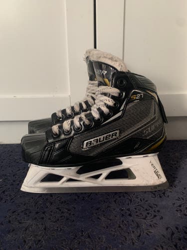 Bauer Supreme S27 Goalie Skates Size 2.5 D
