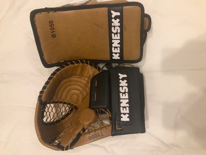 Used Regular Kenesky custom retro glove set