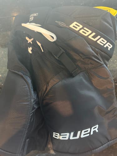 Junior New Small Bauer Supreme S29 Hockey Pants