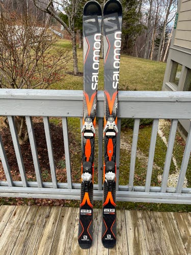 Used Salomon X-Drive8.8FS Men's All Mountain Skis w/Bindings, 172 Length, 88 Waist Width